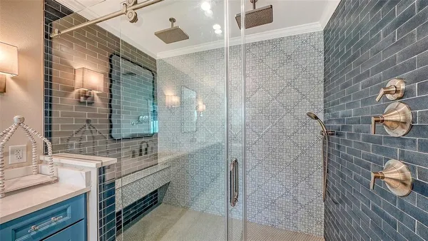 $4,295,000 | 723 Key Royale Drive, Holmes Beach, FL 34217
