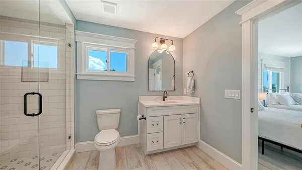 $4,295,000 | 723 Key Royale Drive, Holmes Beach, FL 34217