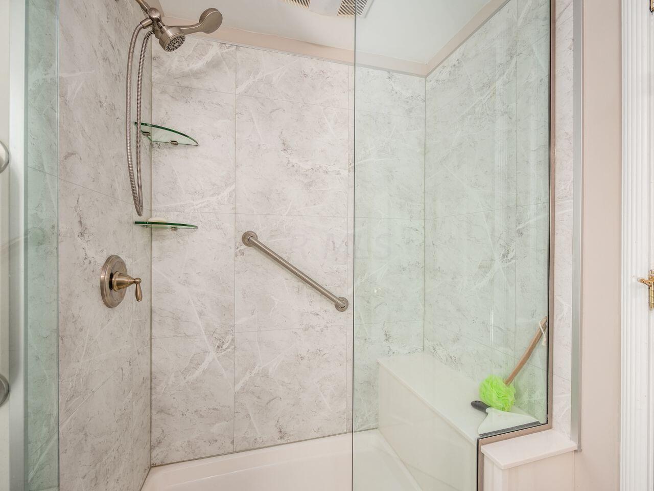 2620 Berwyn Road Columbus, OH 43221 - Photo 27 of 39 A_2620_Berwyn_070