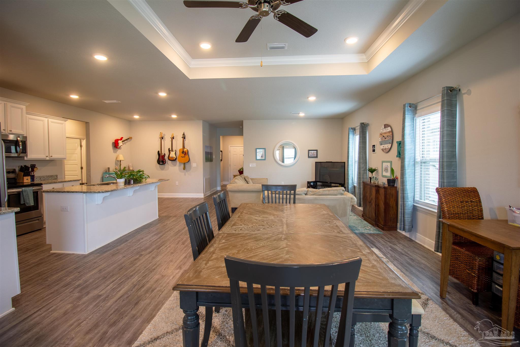 5375 Red Shoulder Road Milton, FL 32571 - Photo 9 of 38 a view of a dining room with furniture