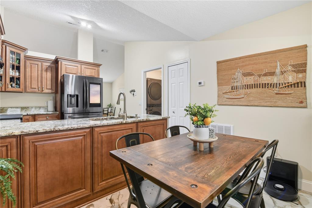 2337 Rabenton Road Deltona, FL 32738 - Photo 10 of 23 Gallery Image 10
