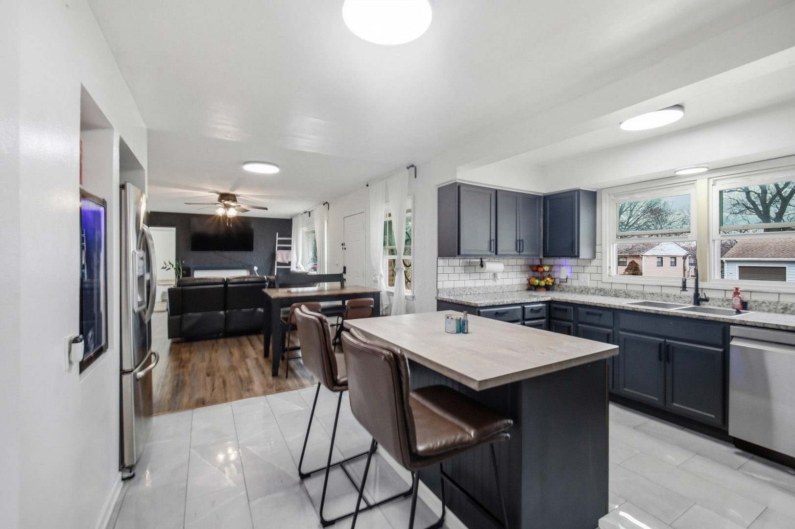 2026 Nebraska Road Rockford, IL 61108 - Photo 7 of 26