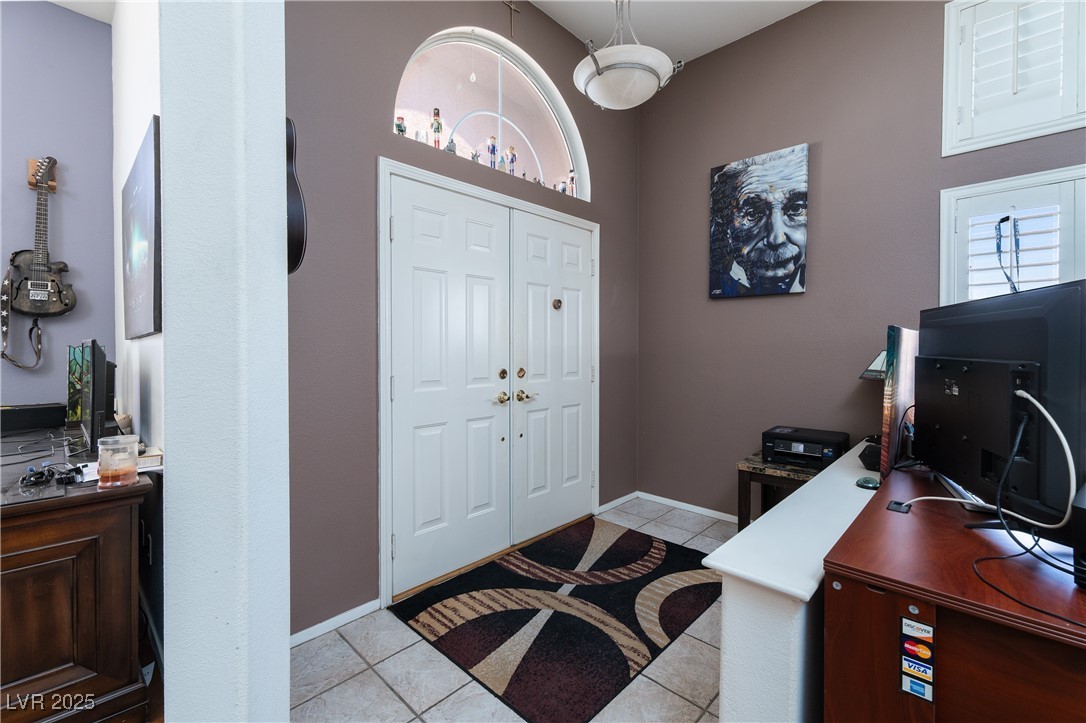 7815 Windward Road Las Vegas, NV 89147 - Photo 3 of 40