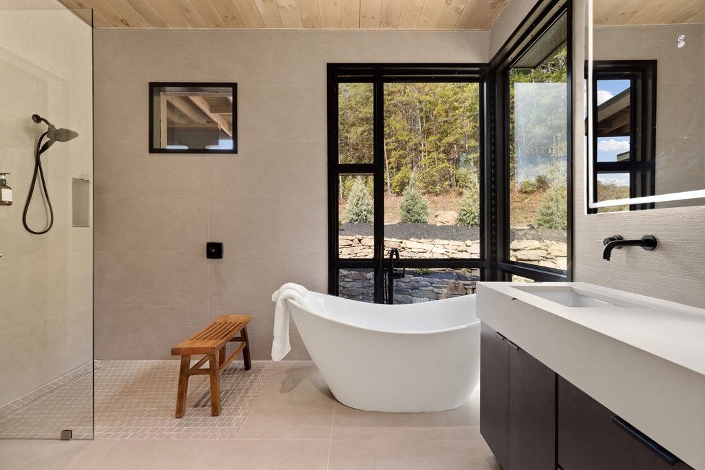 142 Sequoia Ridge Blue Ridge, GA 30513 - Photo 18 of 45