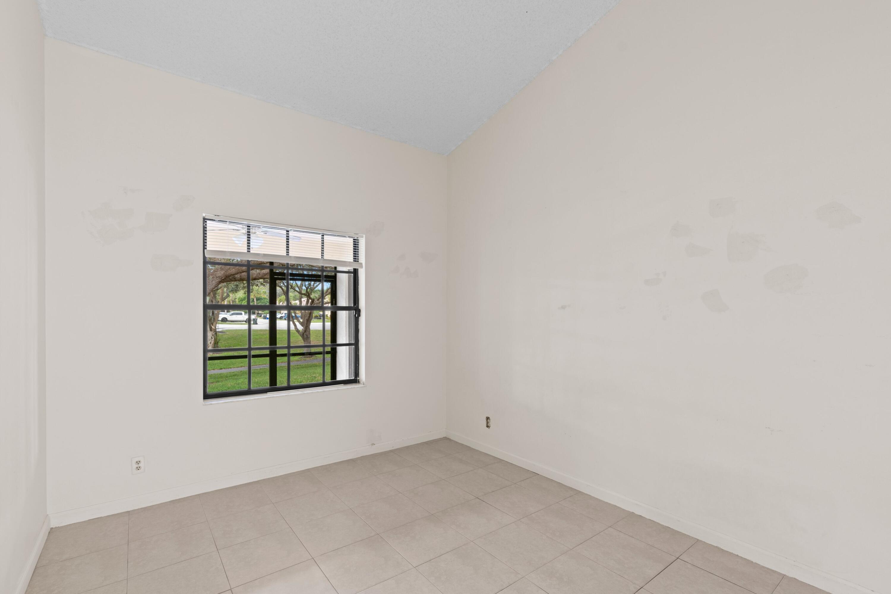 387 Driftwood Terrace Boca Raton, FL 33431 - Photo 15 of 26 3rd Bedroom