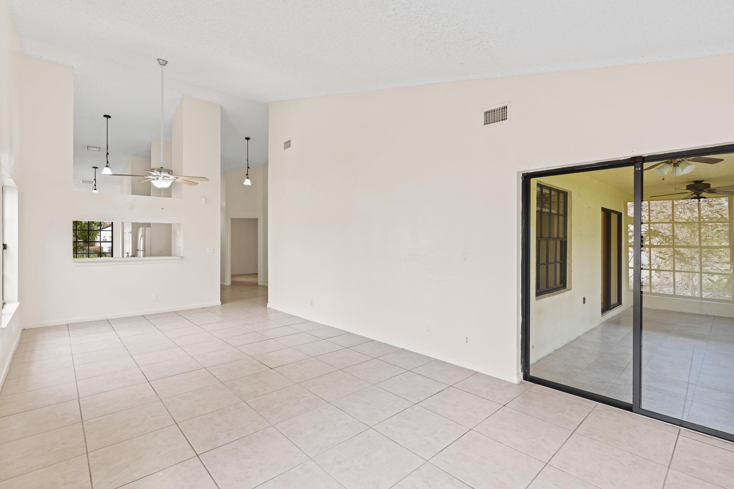 387 Driftwood Terrace Boca Raton, FL 33431 - Photo 5 of 26 Dining Room