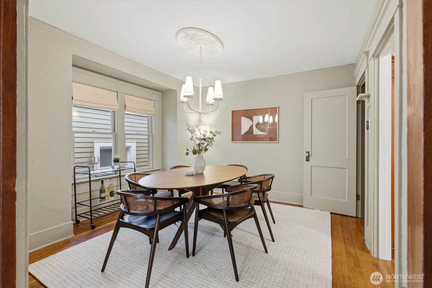 924 North 75th Street Seattle, WA 98103 - Photo 11 of 38