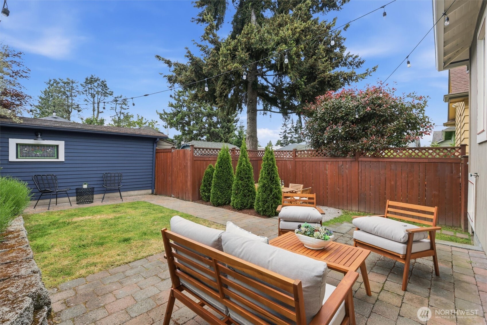 924 North 75th Street Seattle, WA 98103 - Photo 32 of 38