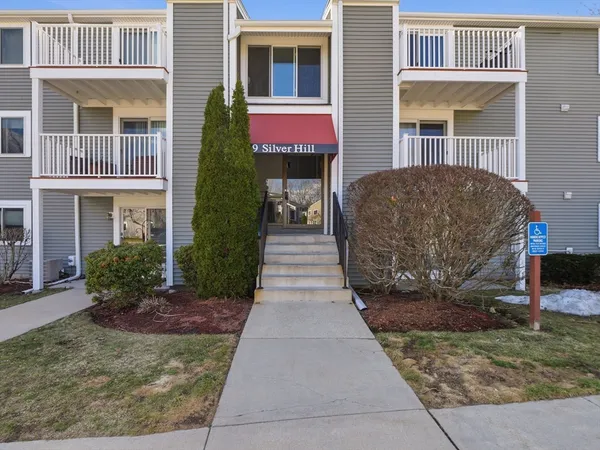 $439,900 | 9 Silver Hill Lane, Unit 15, Natick, MA 01760