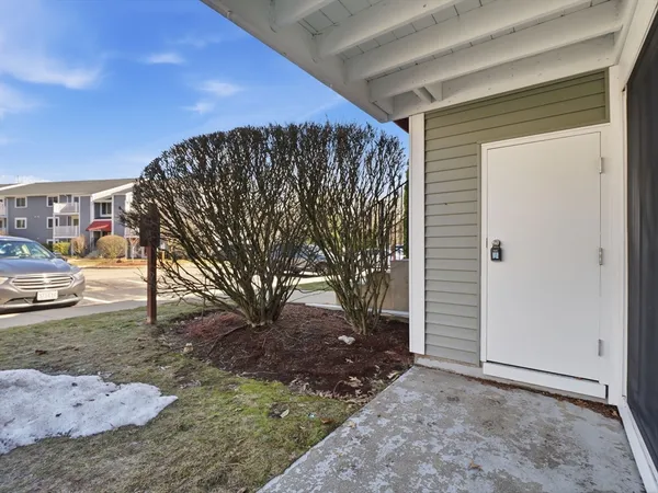 $439,900 | 9 Silver Hill Lane, Unit 15, Natick, MA 01760