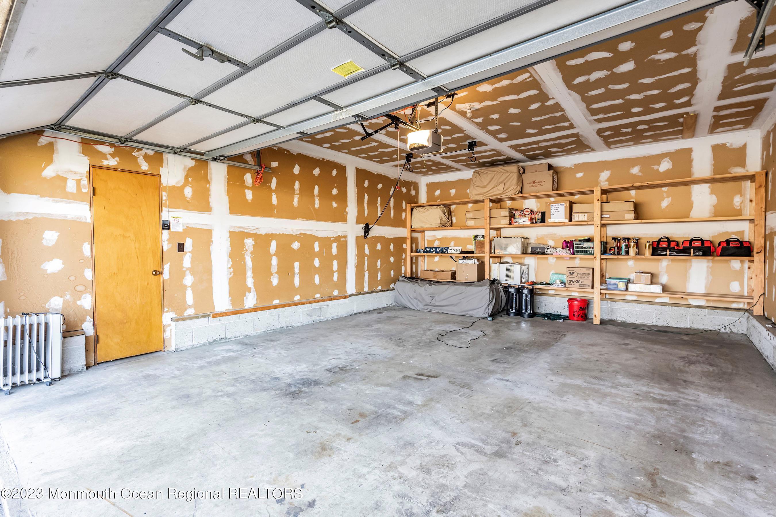 6 Welsh Road Lebanon, NJ 08833 - Photo 31 of 33 Garage