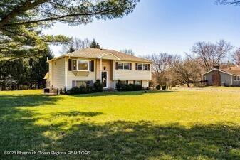 6 Welsh Road Lebanon, NJ 08833 - Photo 4 of 33 Front Left Side