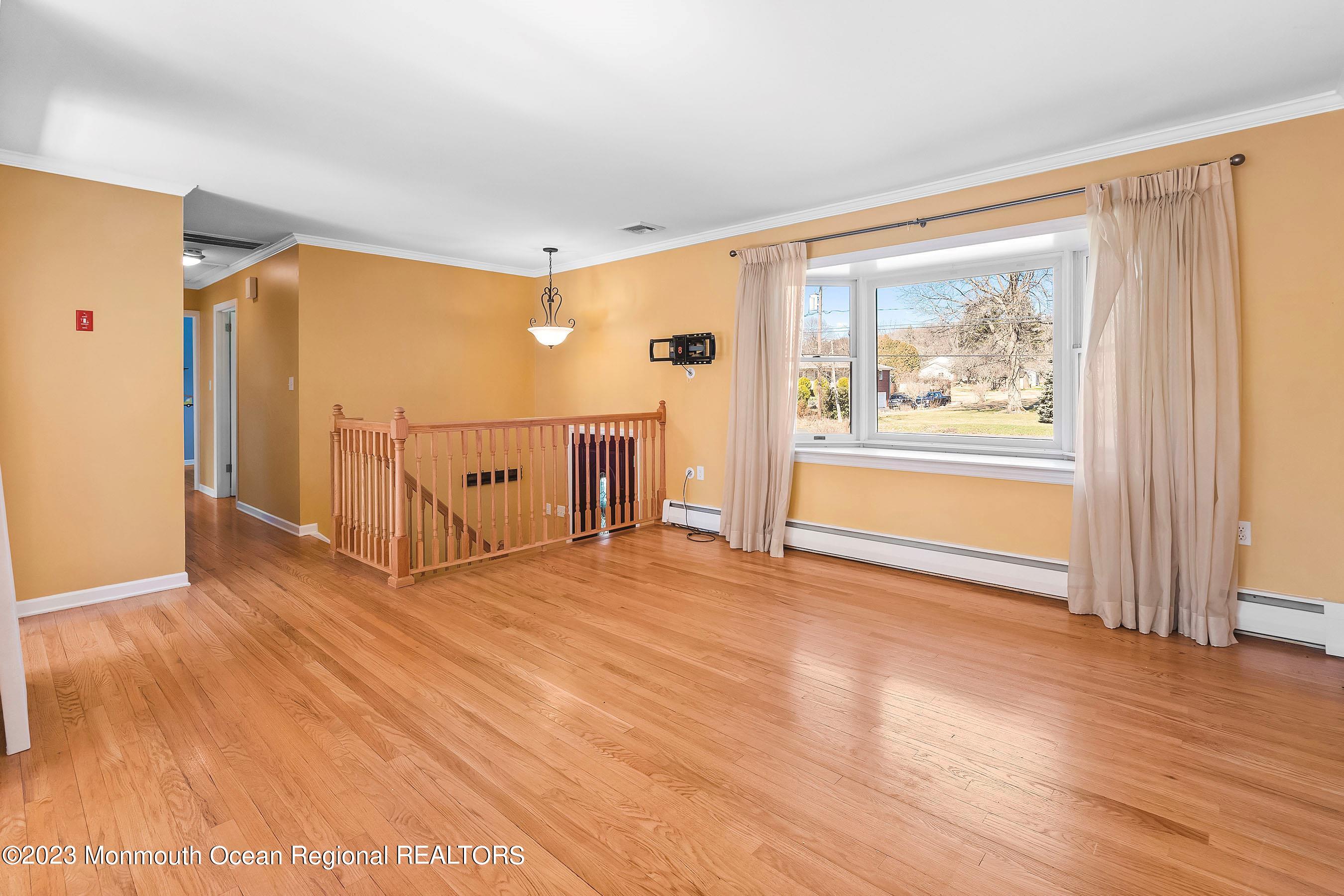 6 Welsh Road Lebanon, NJ 08833 - Photo 6 of 33 Living Room