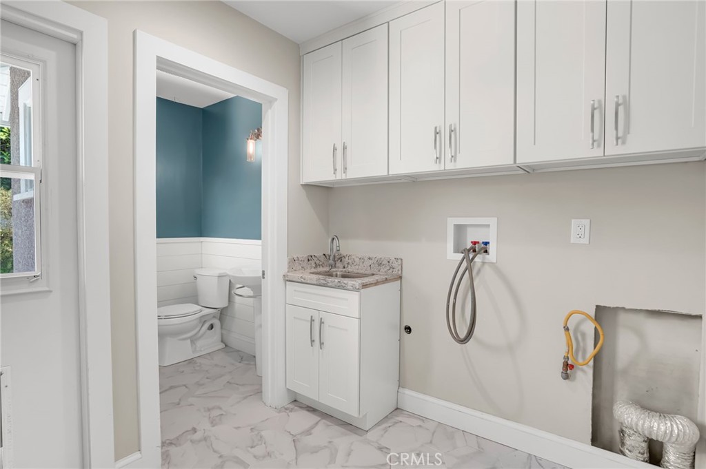 3073 Heather Road Long Beach, CA 90808 - Photo 24 of 59 Gallery Image 24