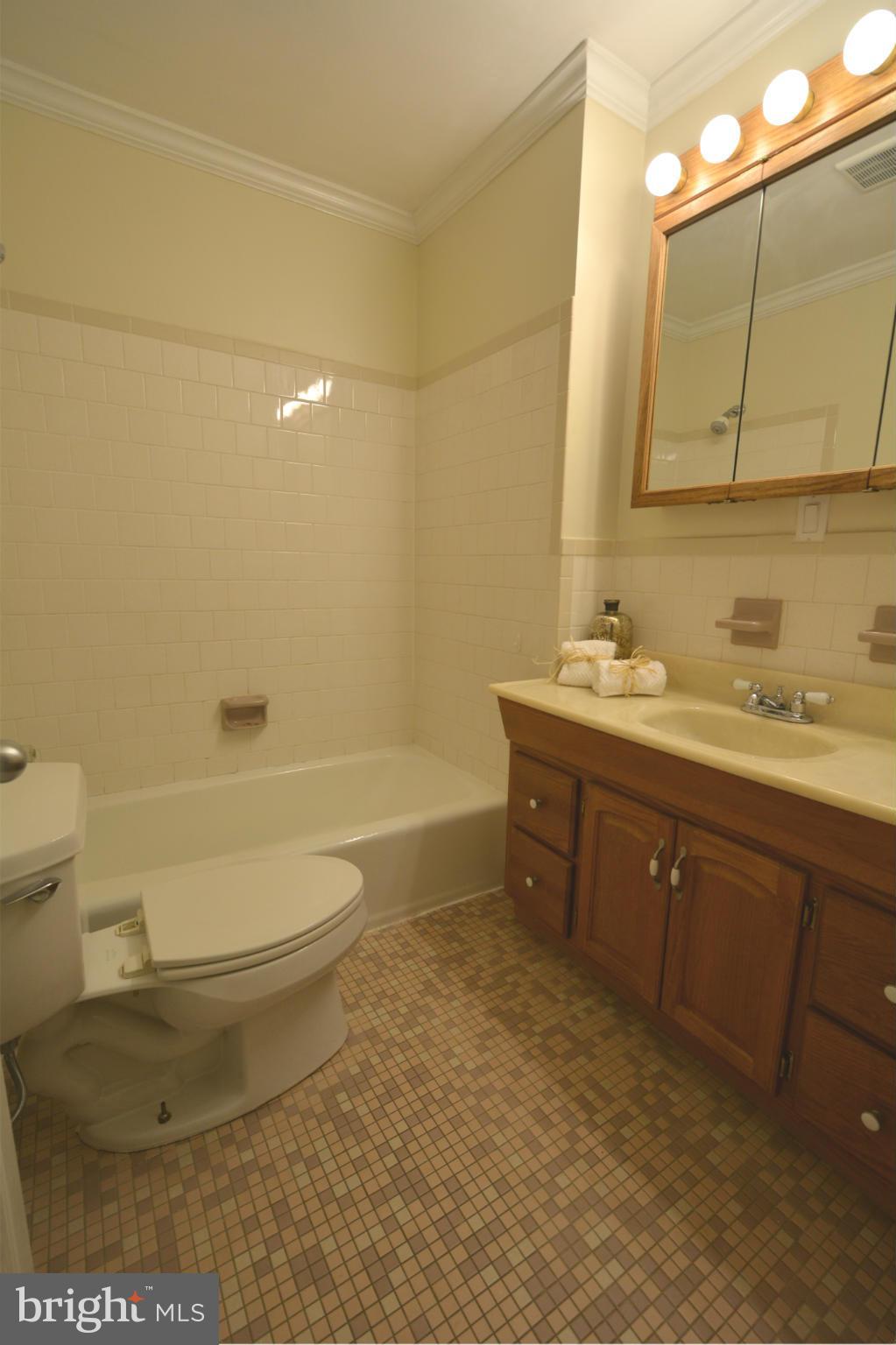 211 Magothy Beach Road Pasadena, MD 21122 - Photo 20 of 30 Bath
