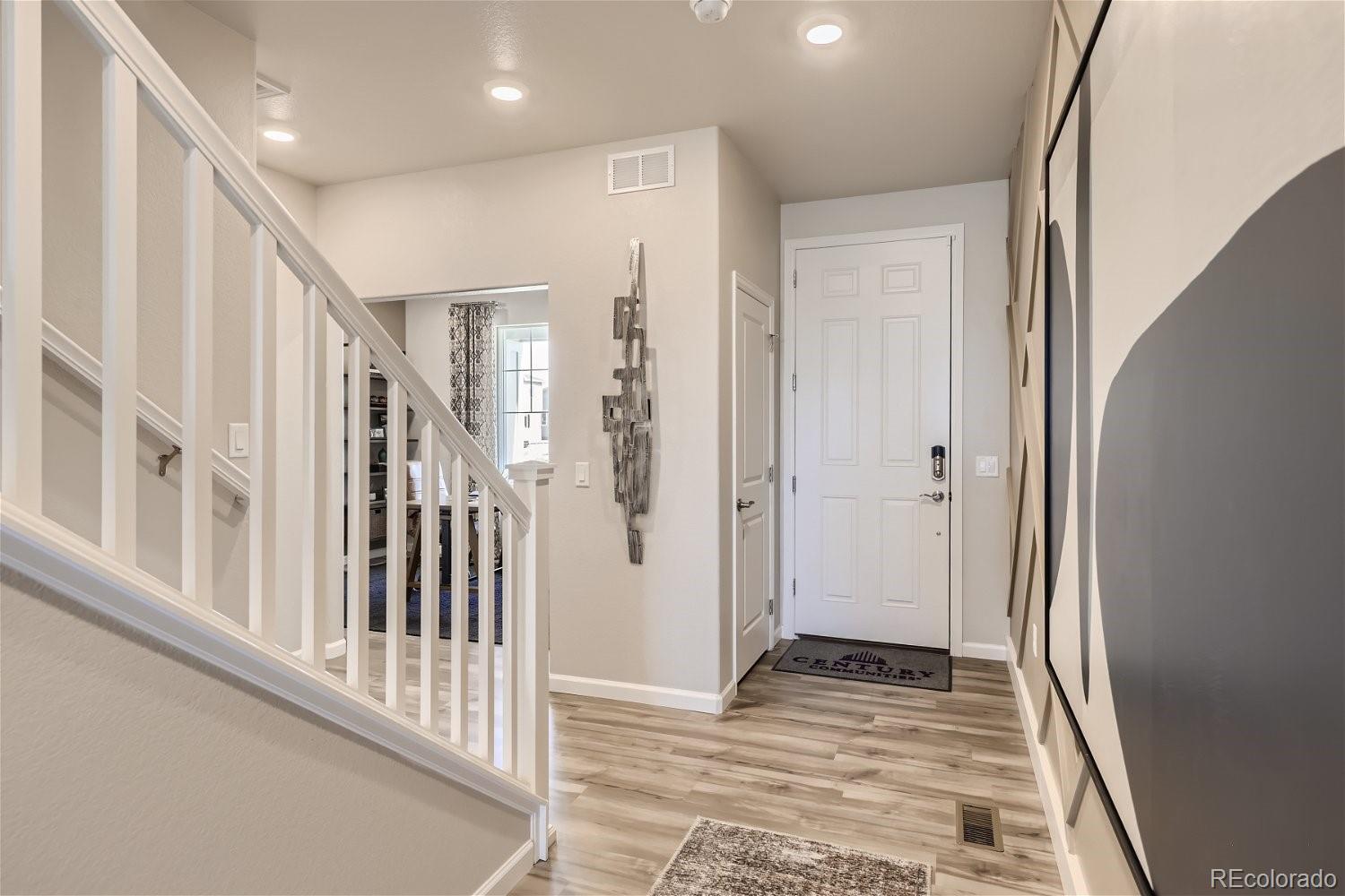 42774 Calusa Pines Road Elizabeth, CO 80107 - Photo 5 of 25 Gallery Image 5