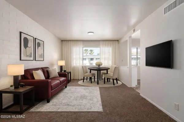 $79,900 | 8150 East Broadway Boulevard, Unit H202, Tucson, AZ 85710