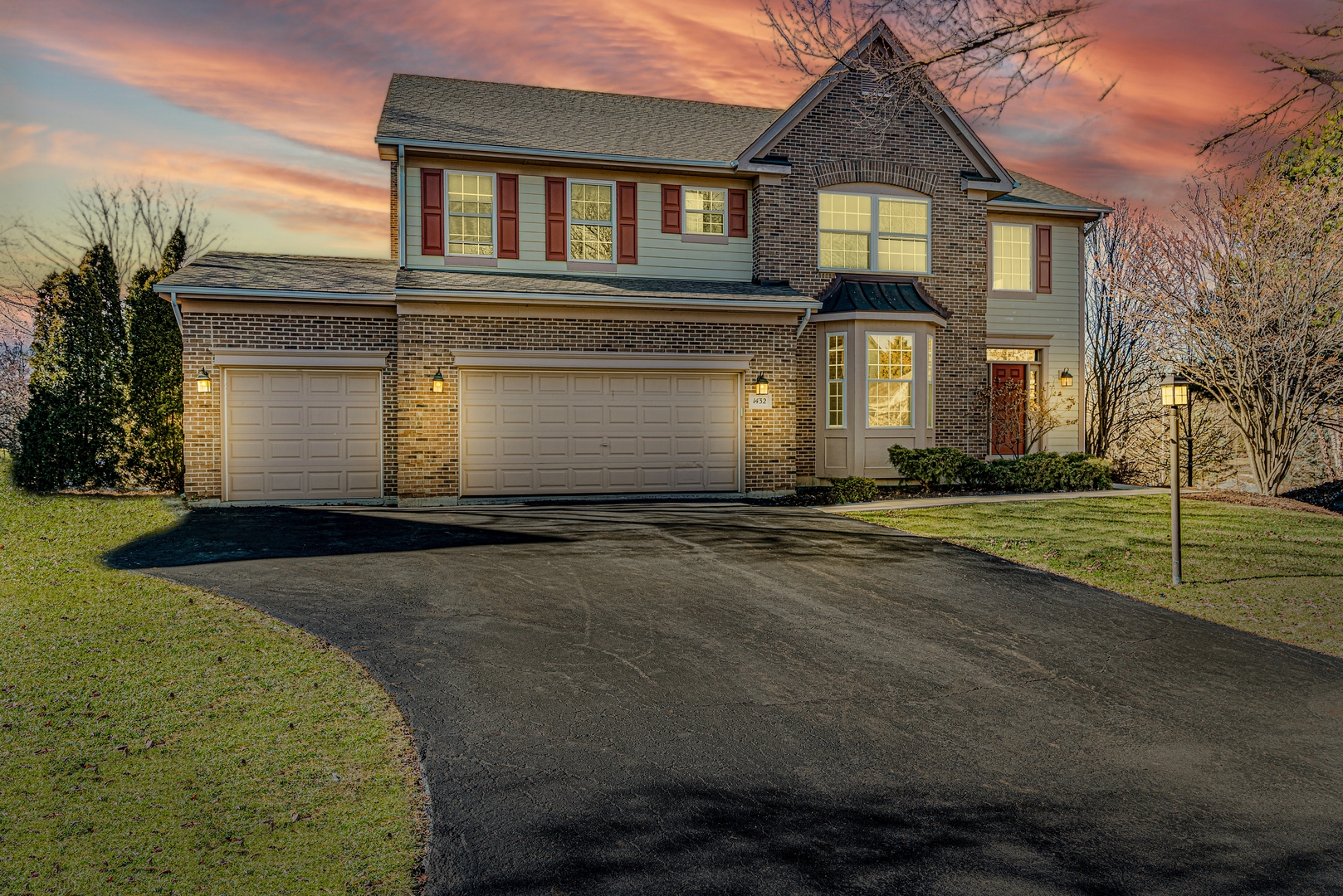 1432 Cascade Lane, Barrington, IL 60010 Compass