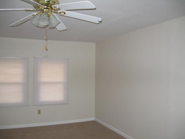 4025 Marseille Road Indianapolis, IN 46226 - Photo 3 of 12 Gallery Image 3