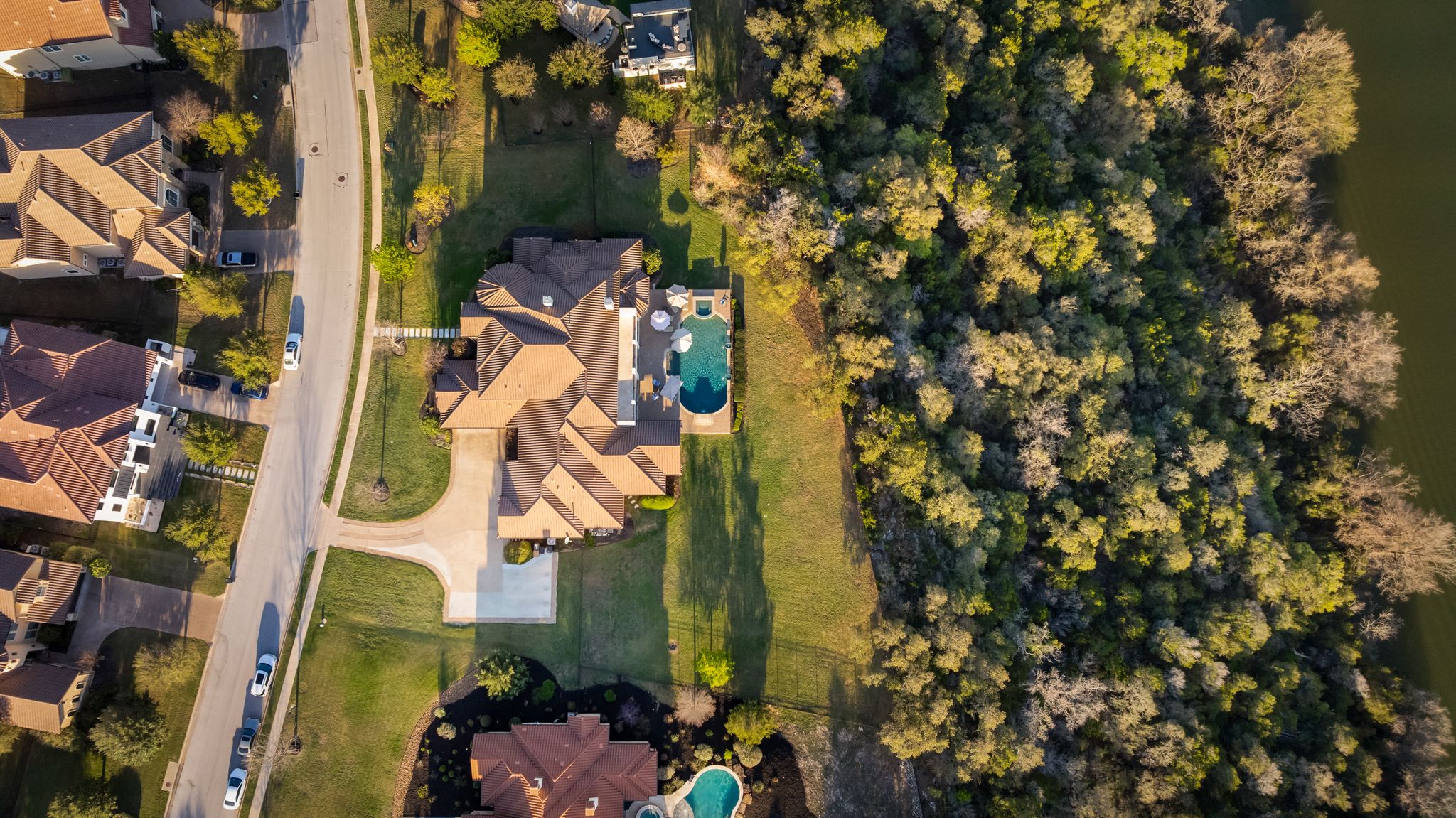 11713 Shoreview Overlook Austin, TX 78732 - Photo 2 of 40