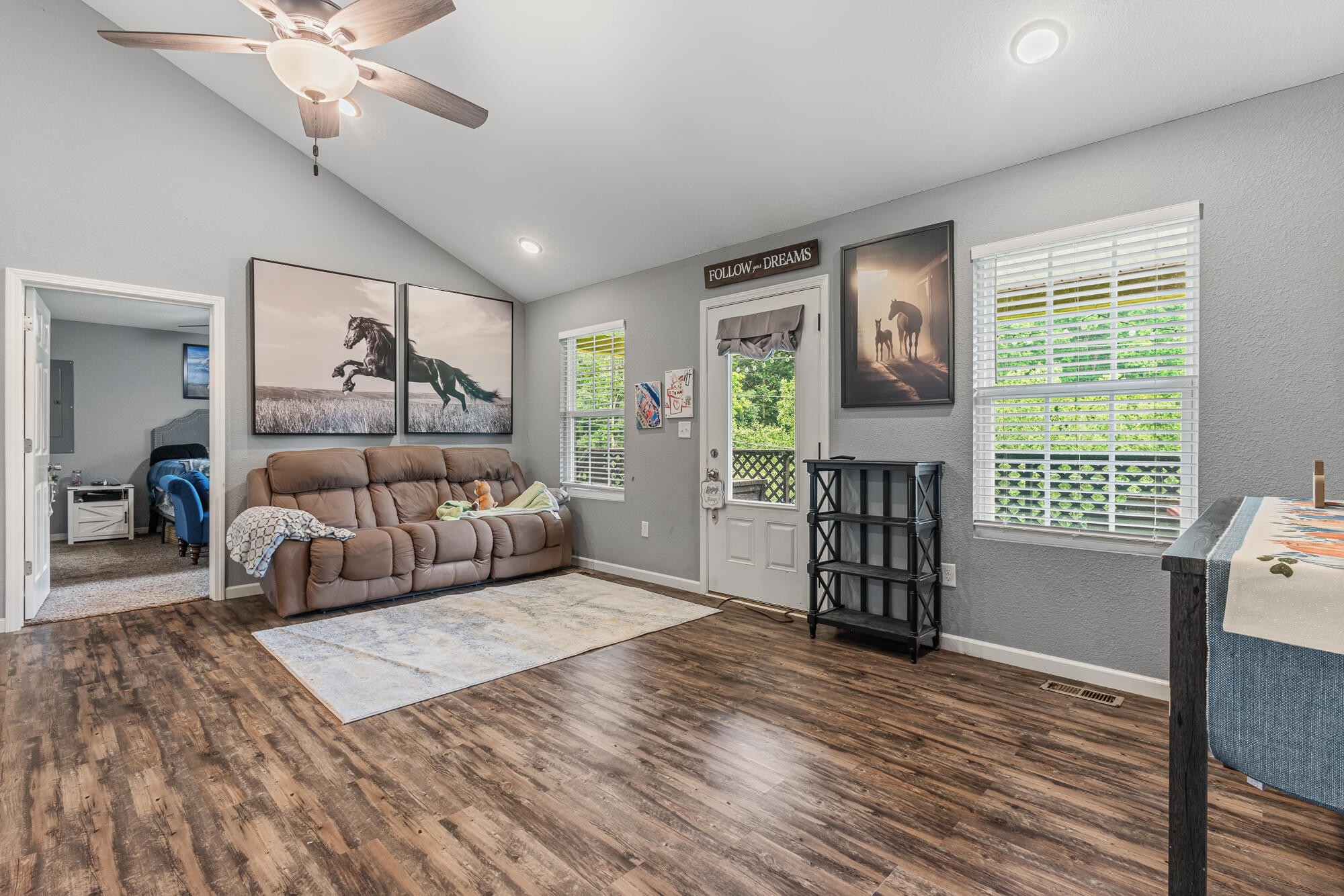 190 Homestead Road Madisonville, TN 37354 - Photo 5 of 29