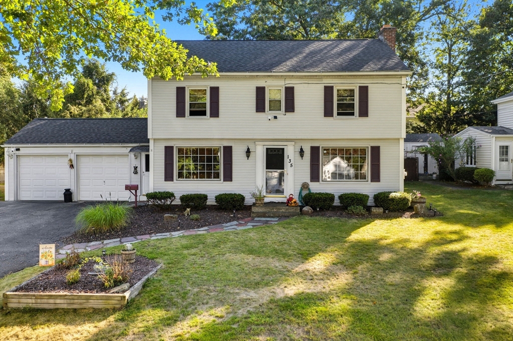 135 Dayton Street Springfield, MA 01118 - Photo 1 of 22 Gallery Image 1