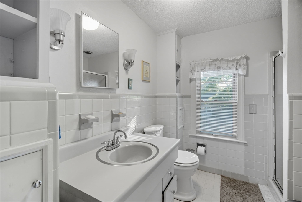 135 Dayton Street Springfield, MA 01118 - Photo 15 of 22 Gallery Image 15