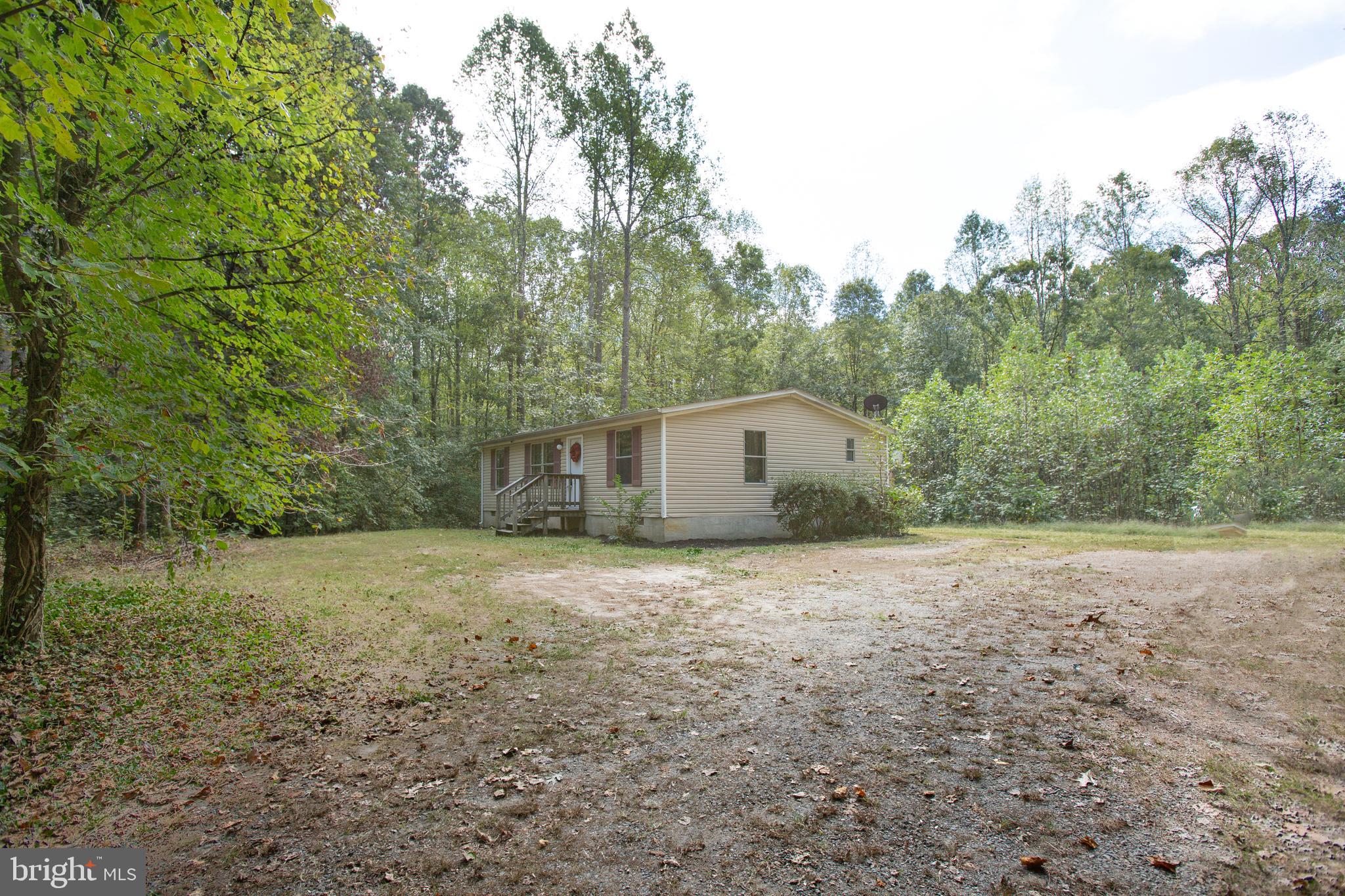 10210 Edenton Road Partlow, VA 22534 - Photo 3 of 30 Ample parking space