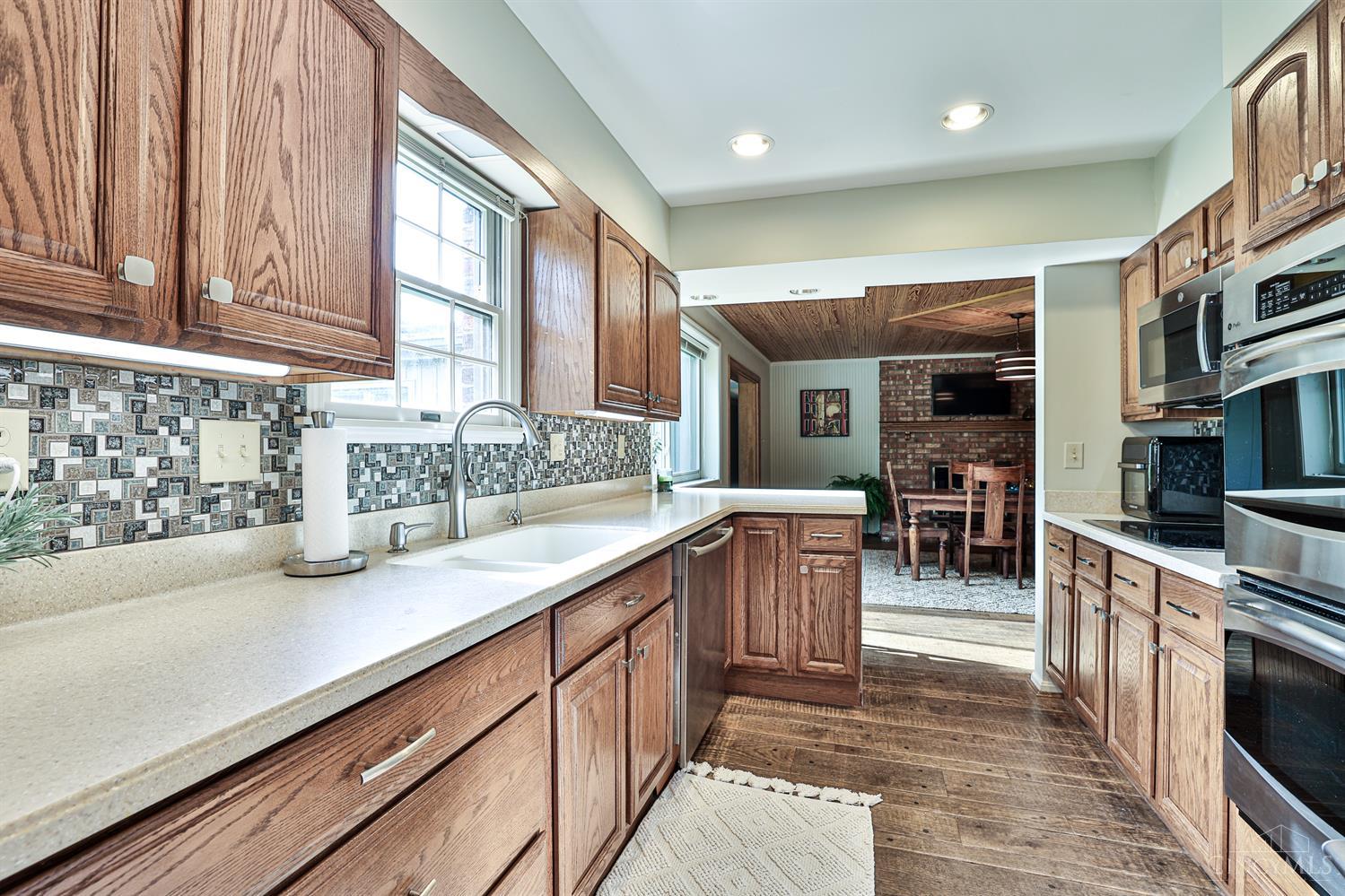 522 Riddle Road Cincinnati, OH 45231 - Photo 15 of 57 Gallery Image 15