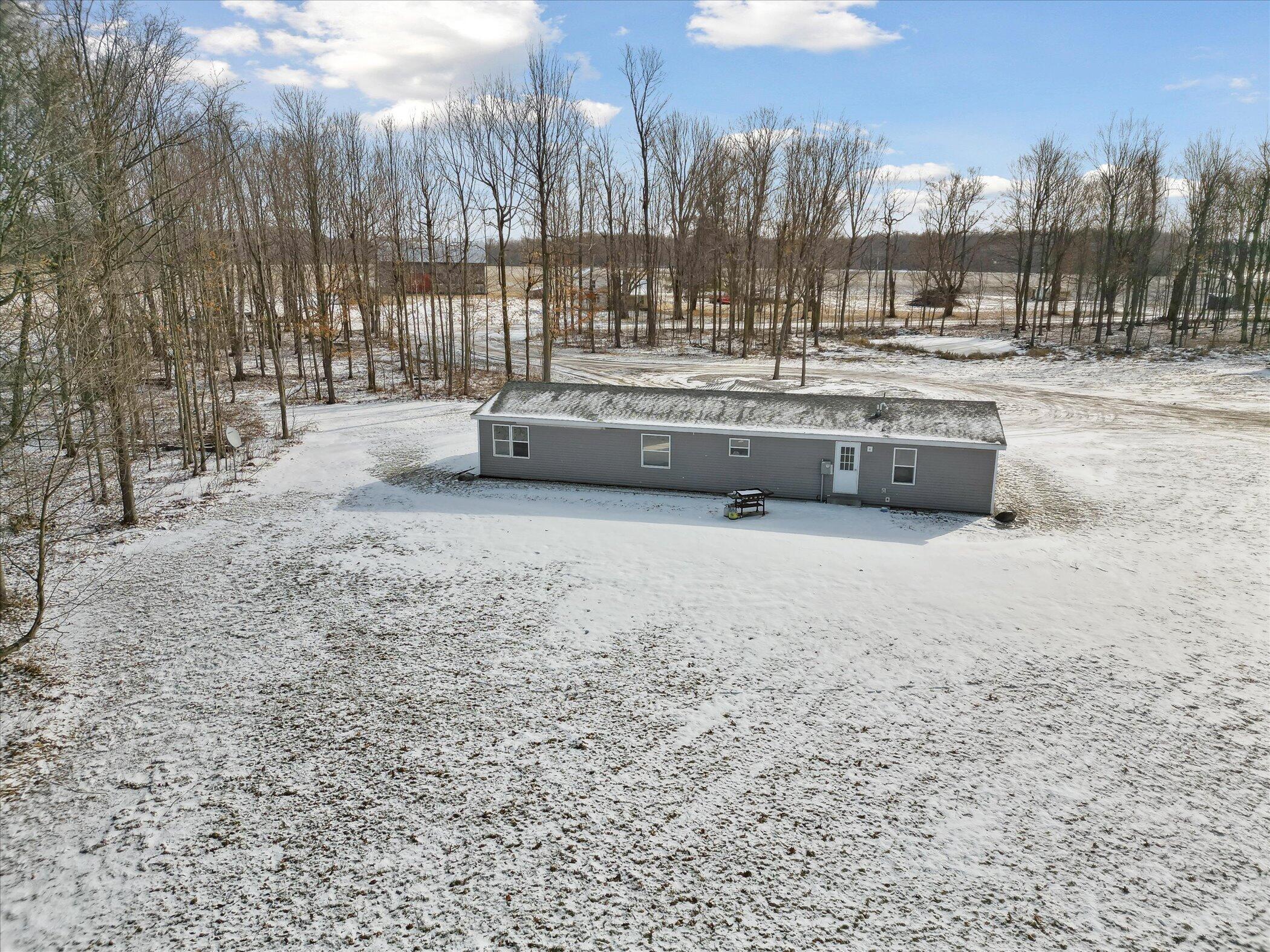4087 Amble Road Coral, MI 49322 - Photo 20 of 56 44-4087-N-Amble-Rd-Coral-MI-49322-Window