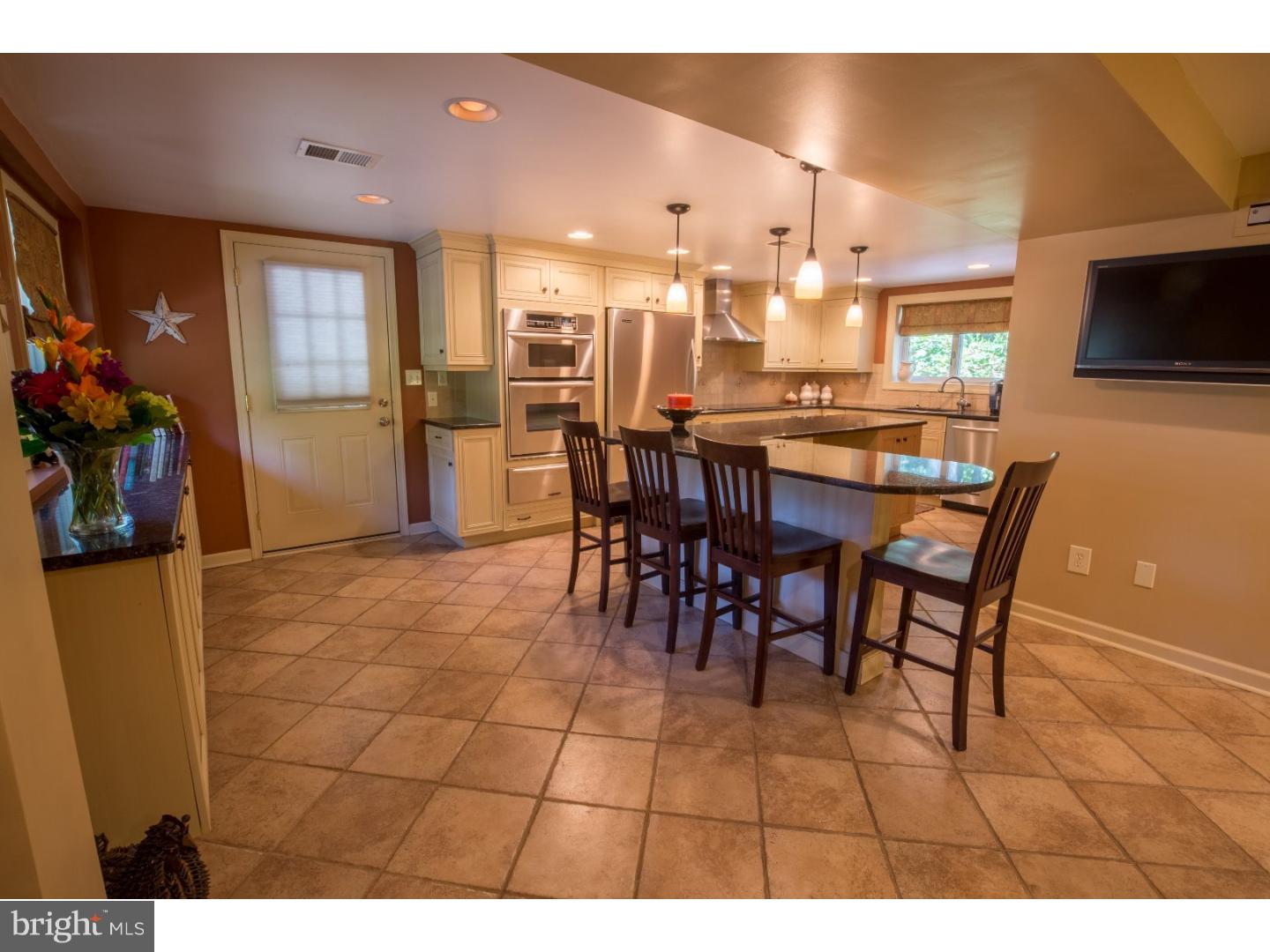1521 Almshouse Road Jamison, PA 18929 - Photo 13 of 23 Gallery Image 13