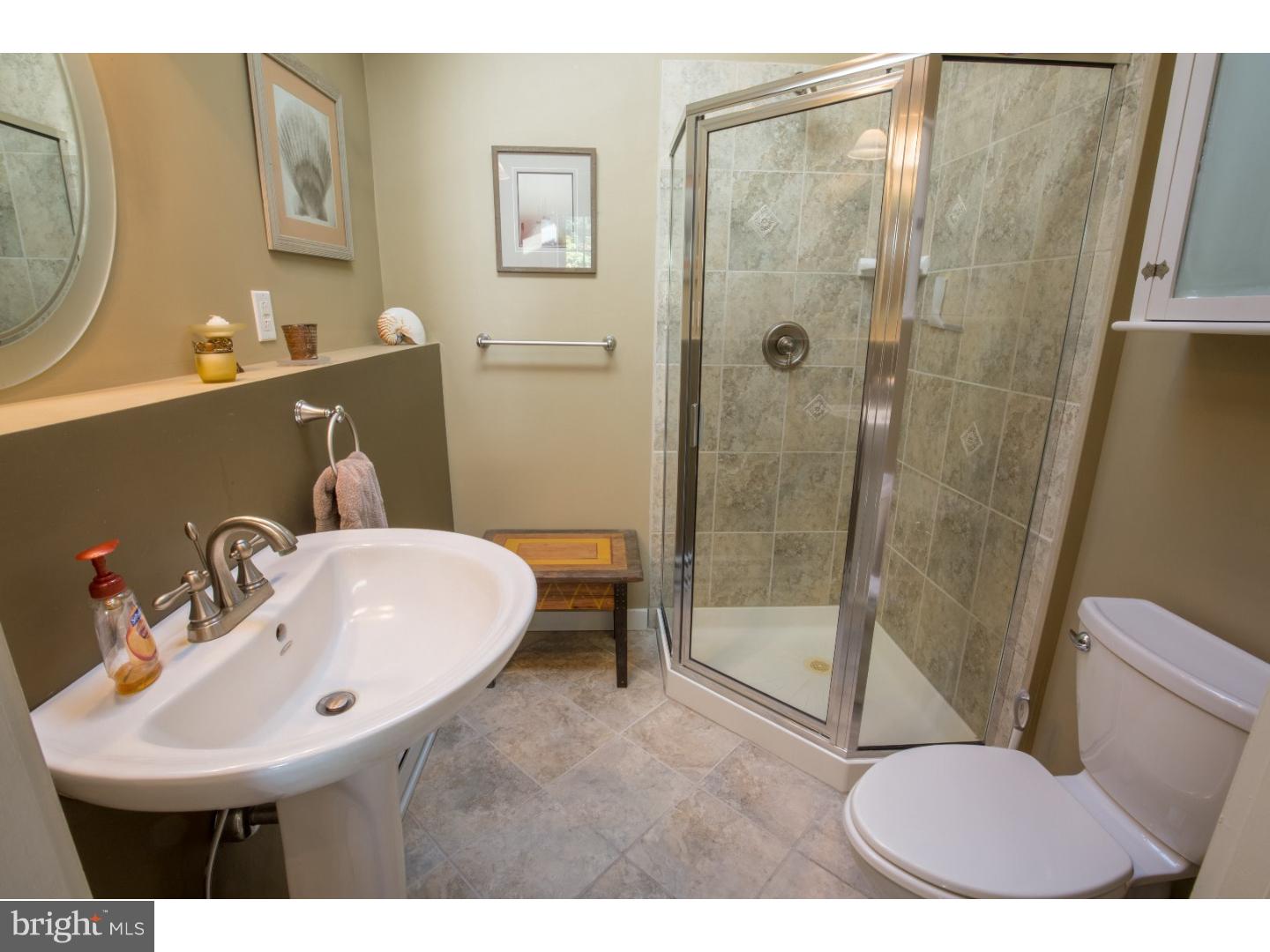 1521 Almshouse Road Jamison, PA 18929 - Photo 15 of 23 Bathroom
