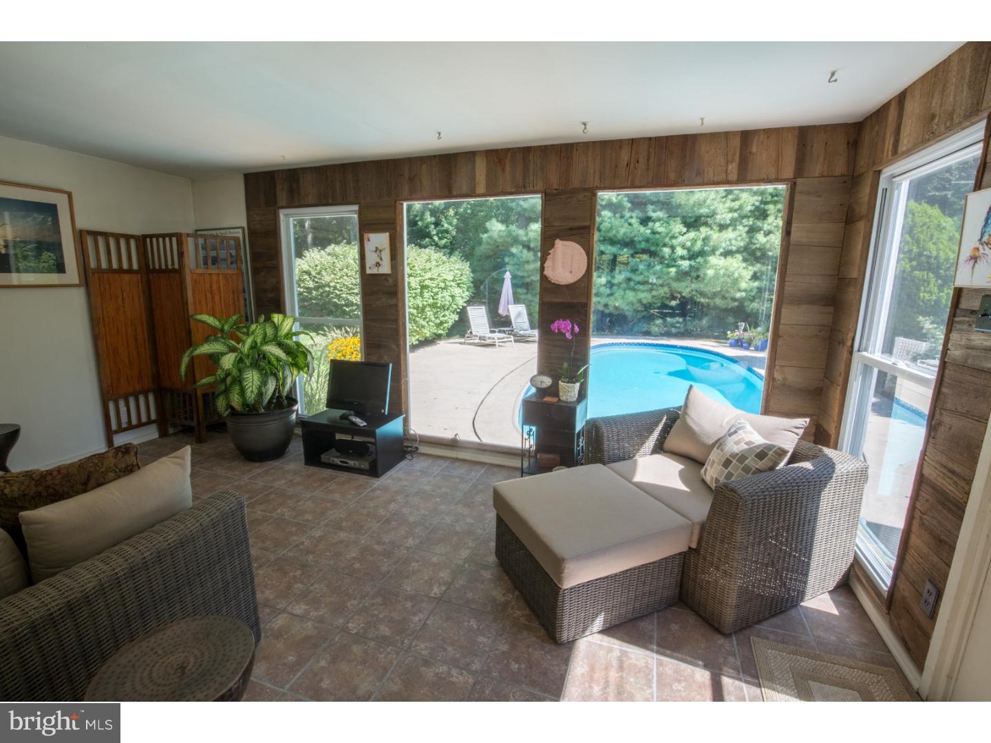 1521 Almshouse Road Jamison, PA 18929 - Photo 9 of 23 Sun Room