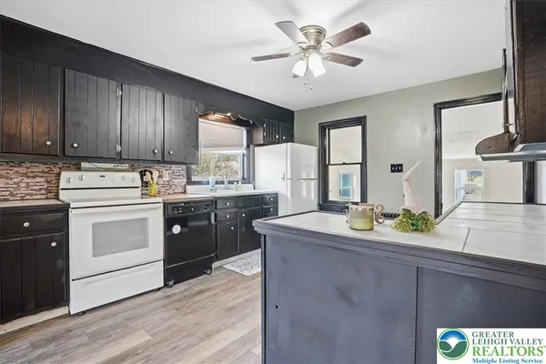 $279,000 | 817 Oak Grove Drive, Lehighton, PA 18235