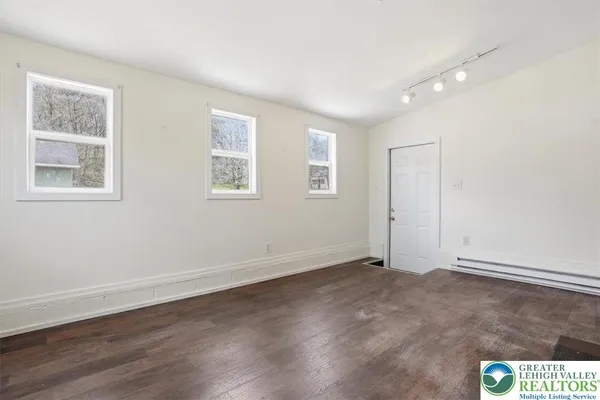 $279,000 | 817 Oak Grove Drive, Lehighton, PA 18235