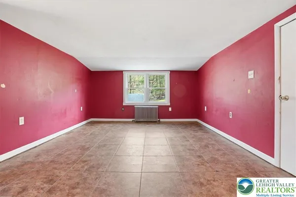 $279,000 | 817 Oak Grove Drive, Lehighton, PA 18235