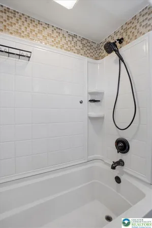 $279,000 | 817 Oak Grove Drive, Lehighton, PA 18235