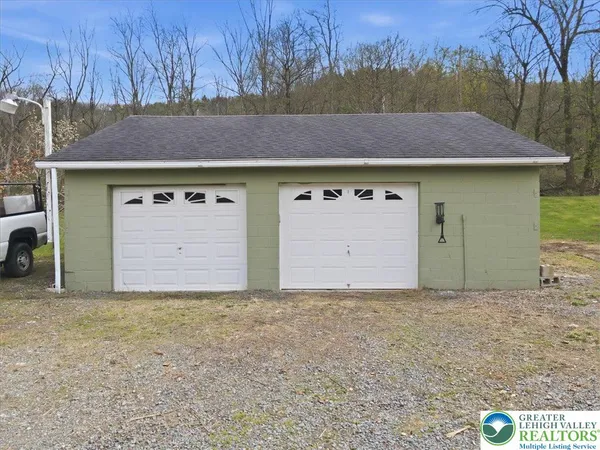 $279,000 | 817 Oak Grove Drive, Lehighton, PA 18235