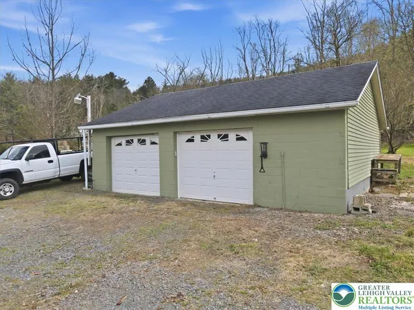 $279,000 | 817 Oak Grove Drive, Lehighton, PA 18235