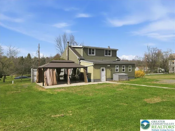 $279,000 | 817 Oak Grove Drive, Lehighton, PA 18235