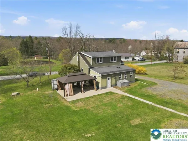 $279,000 | 817 Oak Grove Drive, Lehighton, PA 18235