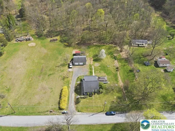 $279,000 | 817 Oak Grove Drive, Lehighton, PA 18235