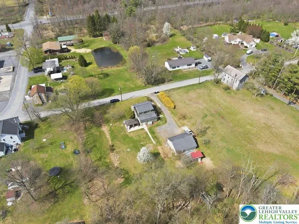 $279,000 | 817 Oak Grove Drive, Lehighton, PA 18235