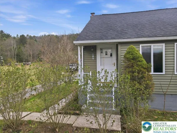 $279,000 | 817 Oak Grove Drive, Lehighton, PA 18235