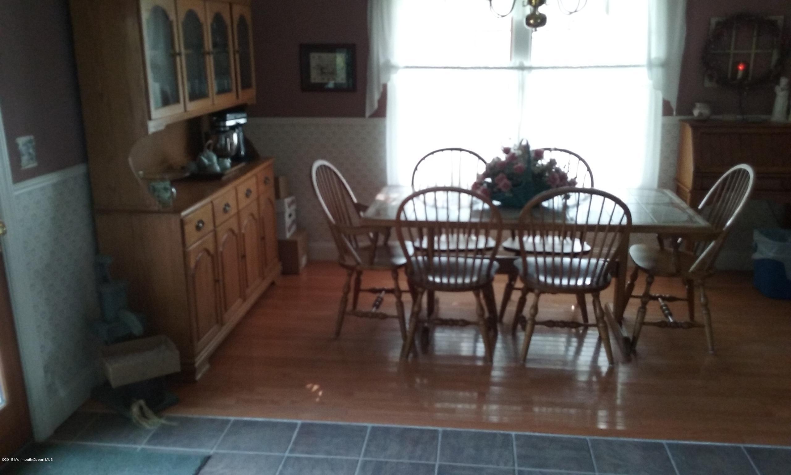 917 Elton Adelphia Road Freehold, NJ 07728 - Photo 7 of 26 EA 20