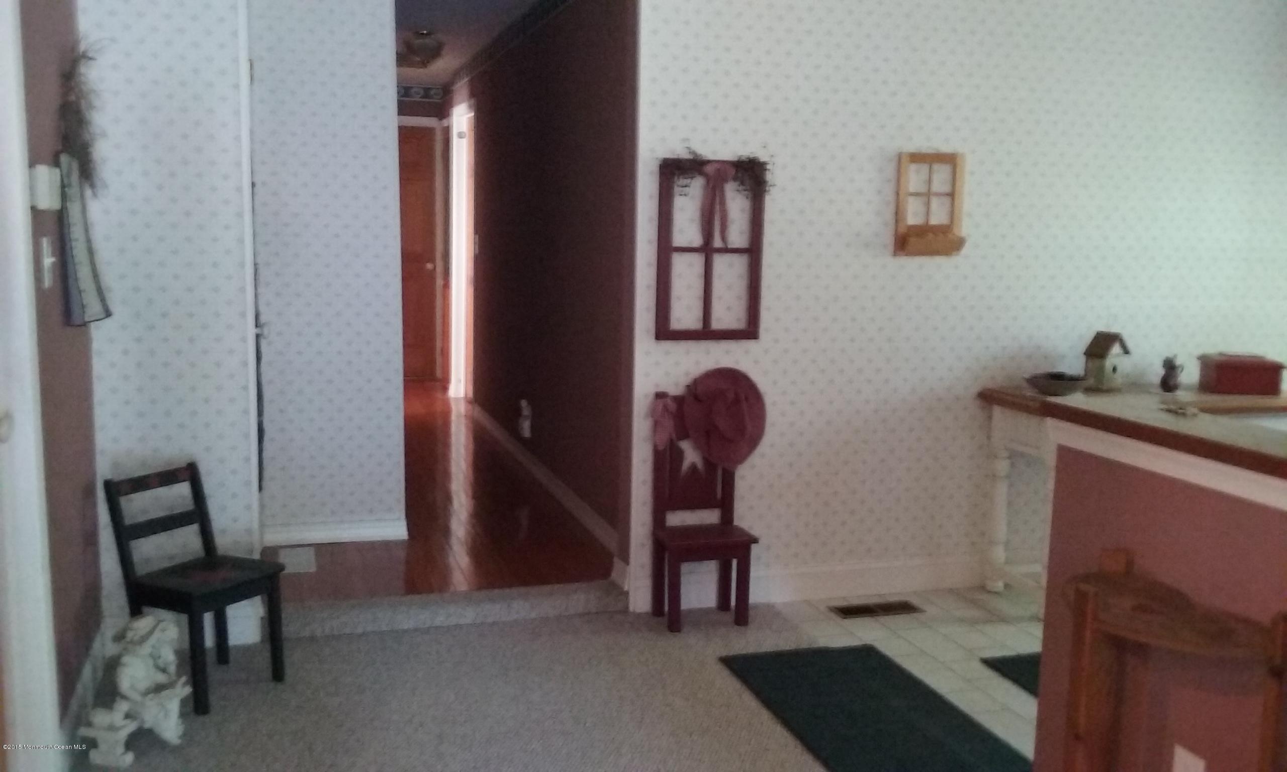 917 Elton Adelphia Road Freehold, NJ 07728 - Photo 9 of 26 EA 23