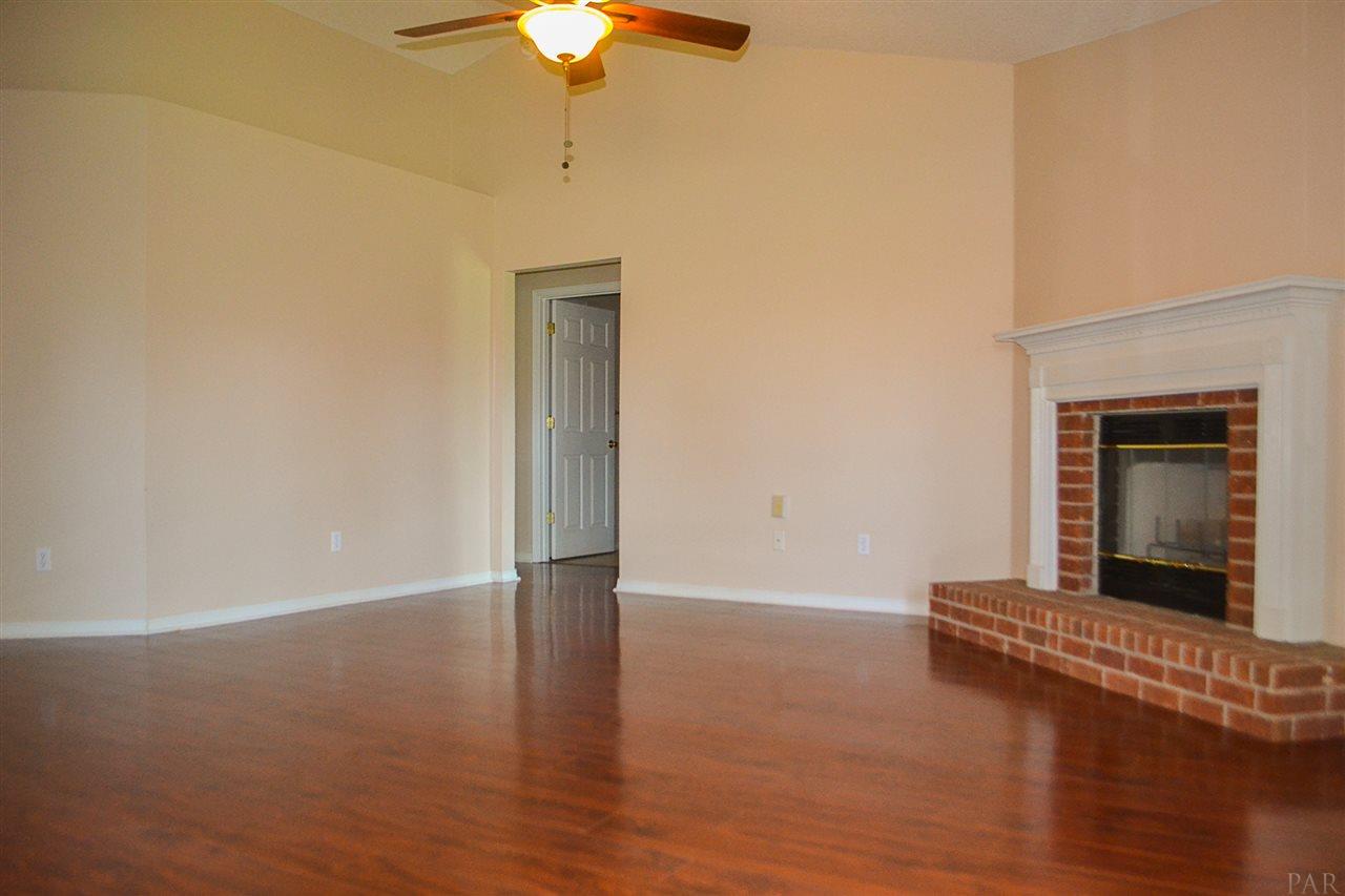 1991 Coral Reef Road Pensacola, FL 32506 - Photo 4 of 24