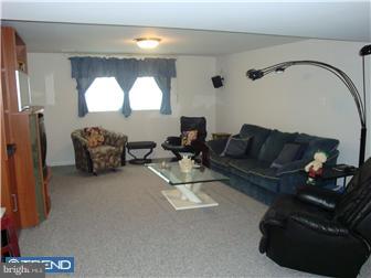 13400 Worthington Road Philadelphia, PA 19116 - Photo 10 of 12