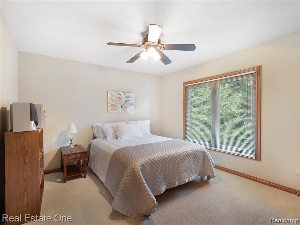 3068 Eastpointe Court Rochester Hills, MI 48306 - Photo 21 of 28