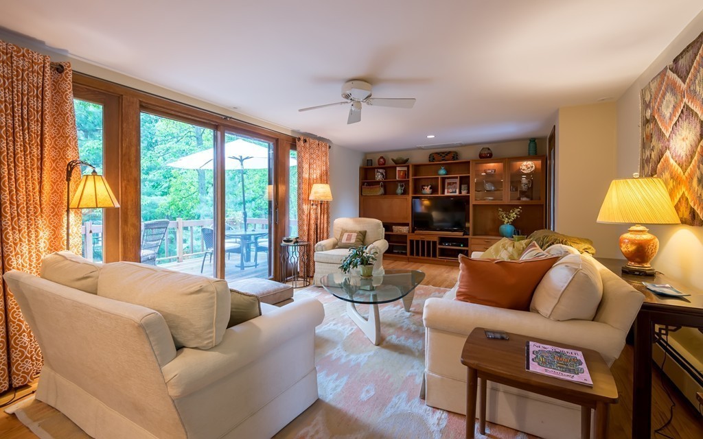 43 Pilgrim Road Melrose, MA 02176 - Photo 11 of 30 Gallery Image 11